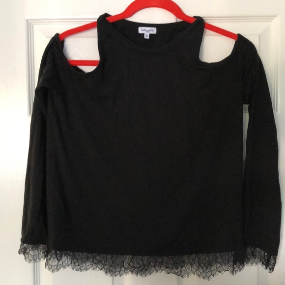 Splendid Cold Shoulder top with lace detail - Picture 4 of 7